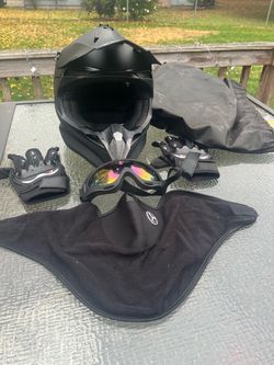 Dirt bike helmet