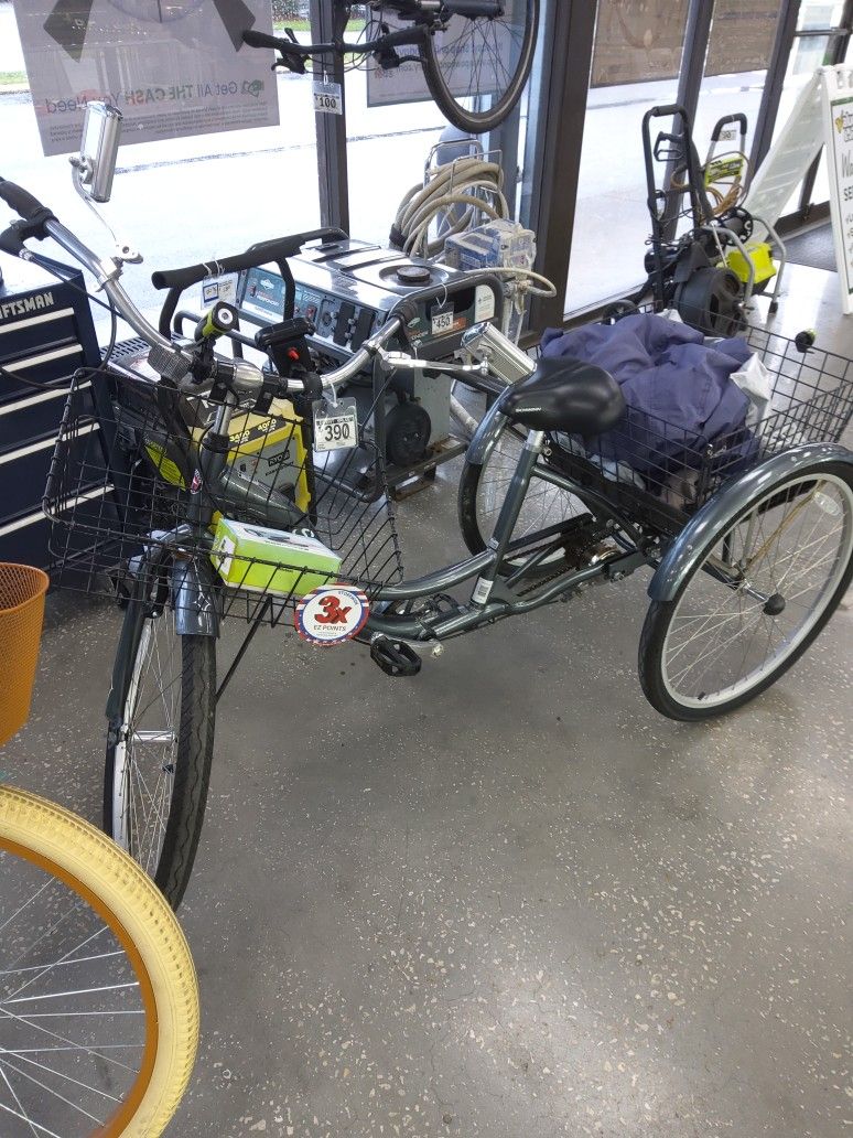 Schwinn Meridian Tricycle