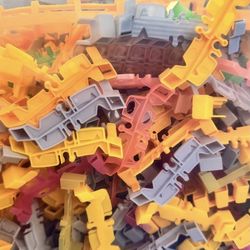 Flexible Construction Toys and Small Vehicles for Kids Play