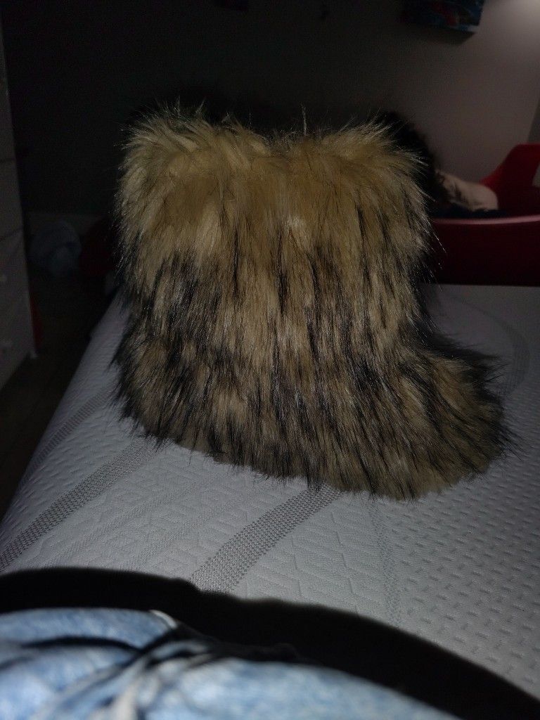 Fur Boots