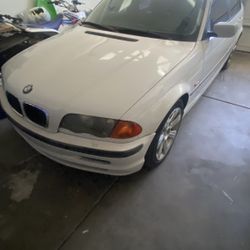 1999 BMW 323i