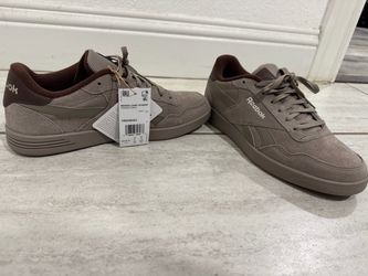 Men’s Reebok shoes 9