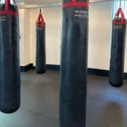 130lb 6ft Punching Bag