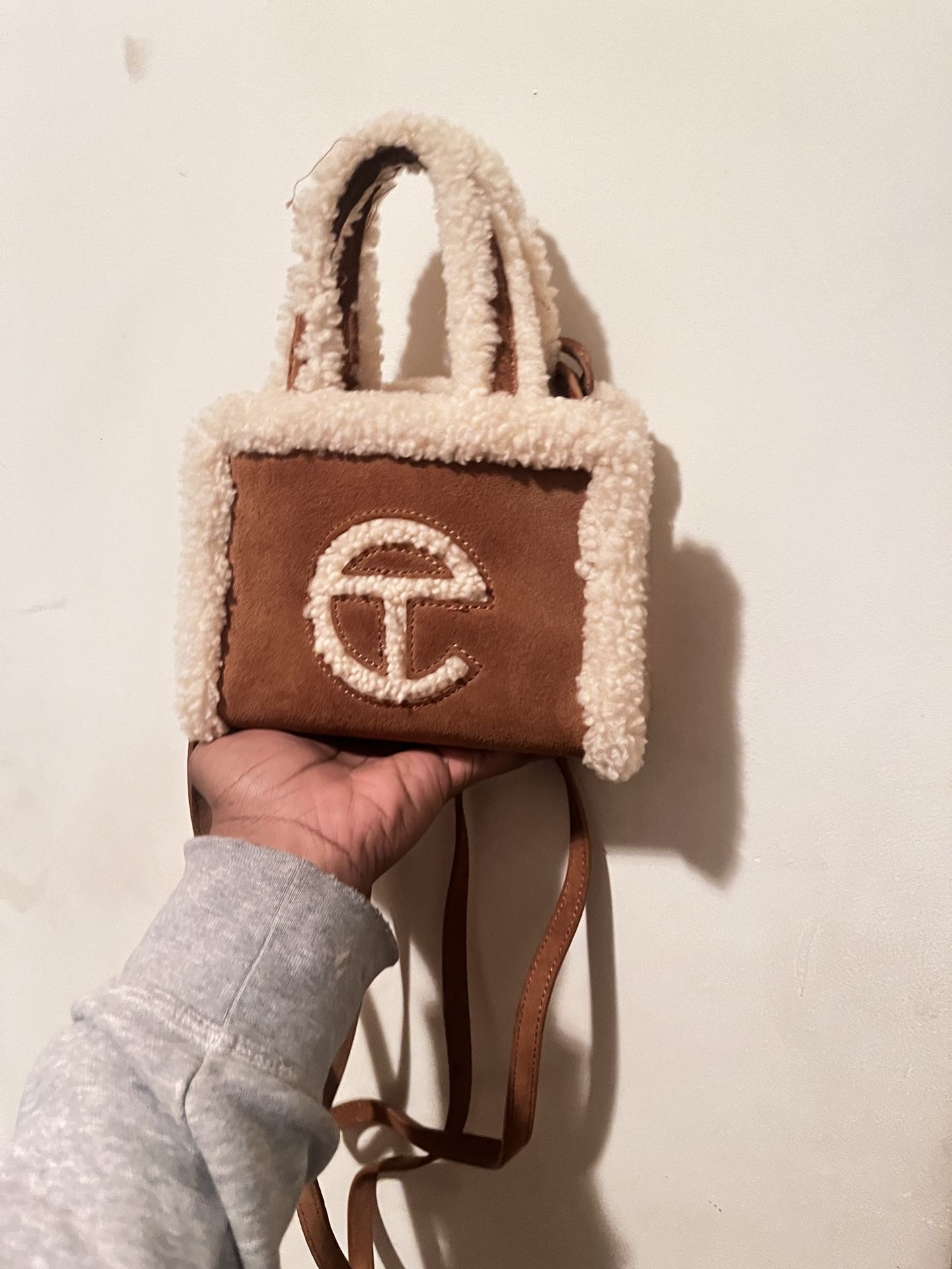 Telfar X Ugg pink Small Shopping Bag for Sale in The Bronx, NY - OfferUp