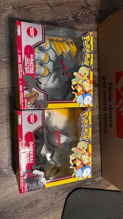 Pokémon Giratina & Darkrai Mega Figure Set