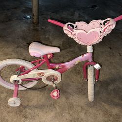 Girls Bike With Training