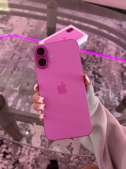 iPhone 16 pink