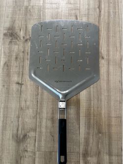 Metal Pizza Peel (NEED GONE BY FRIDAY 06/19)