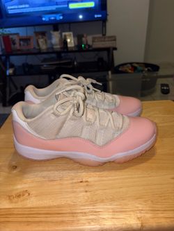 8 mens 9.5 women's Jordan 11 Retro Low "Legend Pink"