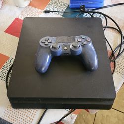 Playstation 4 And 15 Games