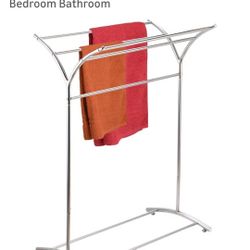 Freestanding Towel Rack, 5 Tier Stainless Steel Towel Bar Stand, Modern Industrial Blanket Ladder Display and Drying Rack for Bedroom Bathroom