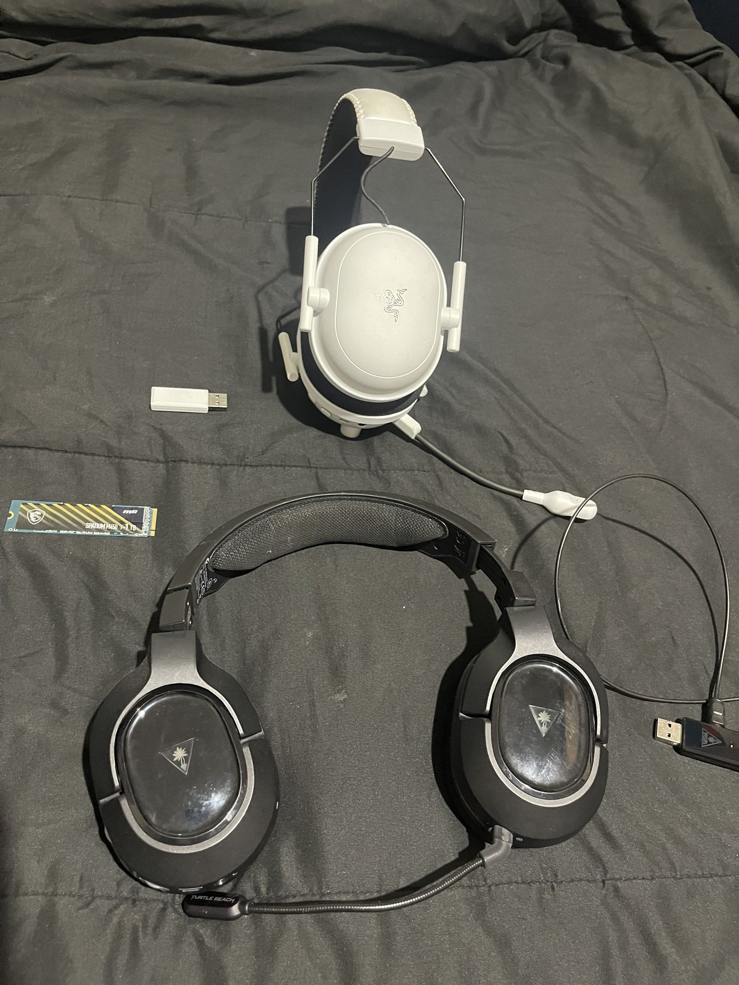 Two Sets Of Bluetooth Gaming Headset And 1tb Ssd For PS5