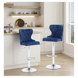 Set of 2 bar stools. 