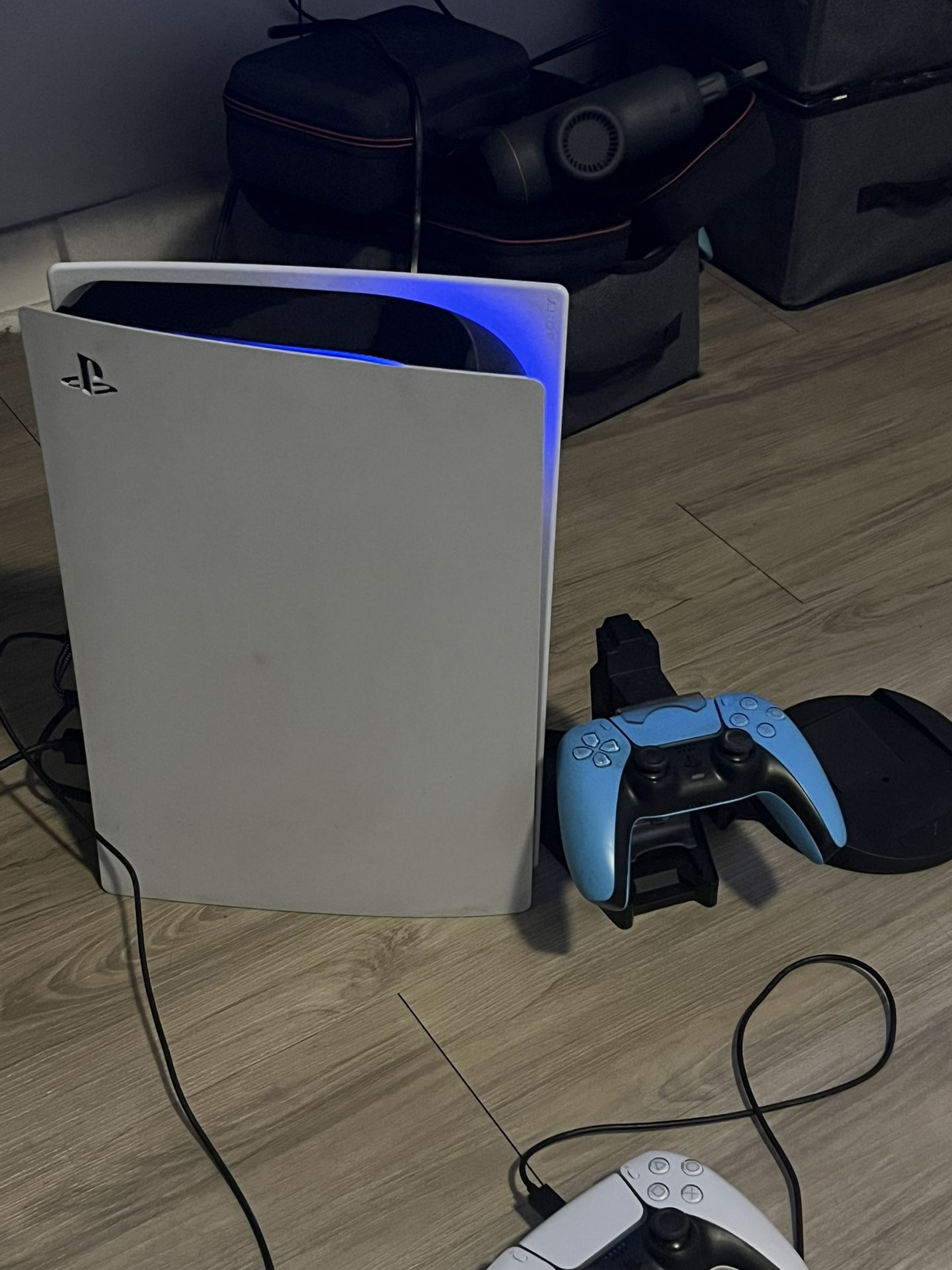 Ps5 1tb With Controllers And Stand/Will Trade For OLED Steam Deck