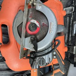 Rigid Corded Circular Saw 