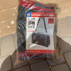 Soft sided Pet Carrier