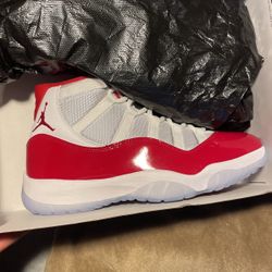 Jordan 11 Cherry