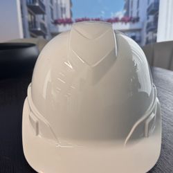 50 NEW White Pyramex Construction Hard Hats – Bulk Lot