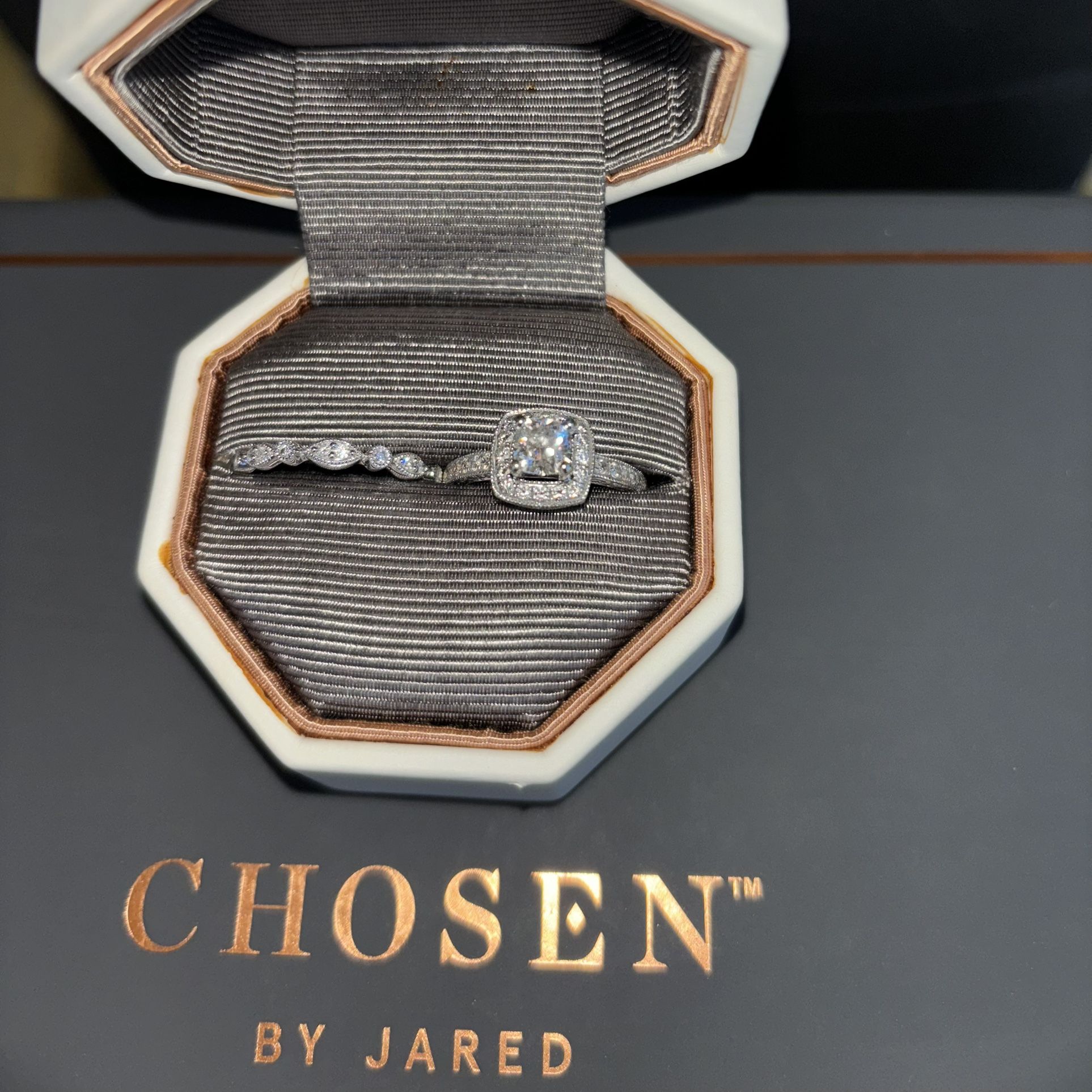 Engagement Ring & Wedding Band