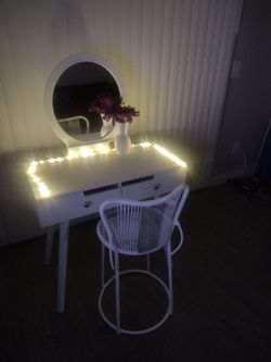 Teenager Size Vanity  Set