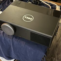 Dell 4K Projector