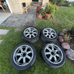 22 Inch Crome Rims 