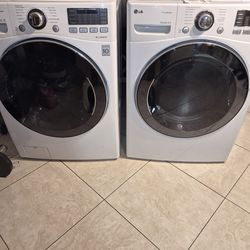 Lavadora y secadora LG
