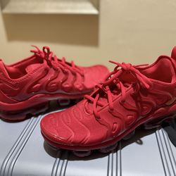 Nike Air VaporMax Plus (Red)