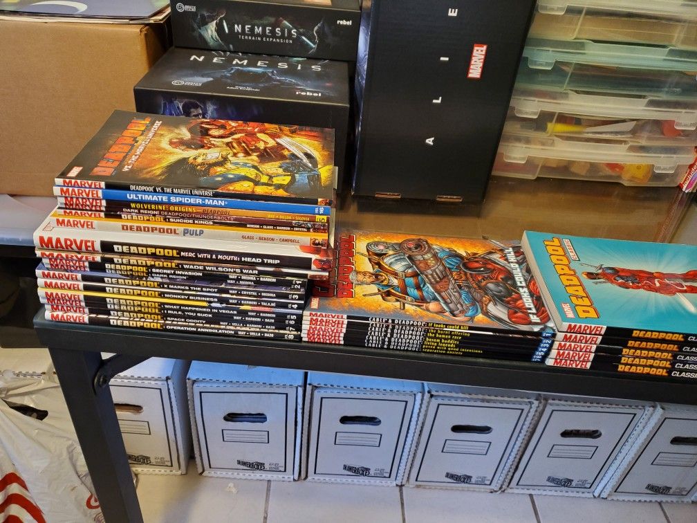 Massive DEADPOOL COLLECTION of TPB and HARDCOVER