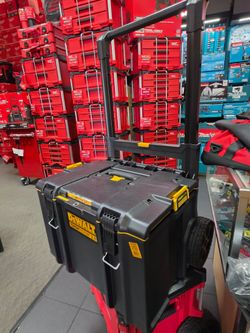 DEWALT ToughSystem 2.0 Rolling Tool Box