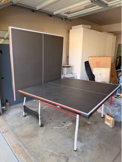 Like-New Ping Pong Table Full Size