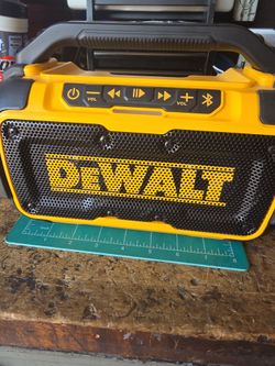 DEWALT Bluetooth Jobsite Speaker No Battery