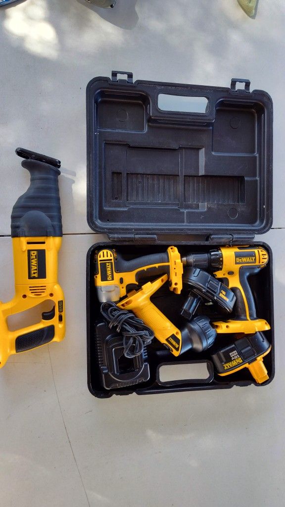 DeWalt Tool Set