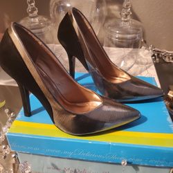 Womens  Heels  Size 61/2