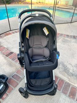 Graco 3 in 1 stroller/car seat