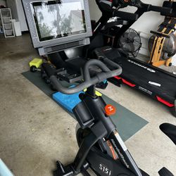 Stationary bike: NordicTrack S15i