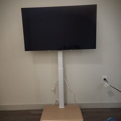 LG 42" C4 OLED 2024 TV - Gaming Monitor