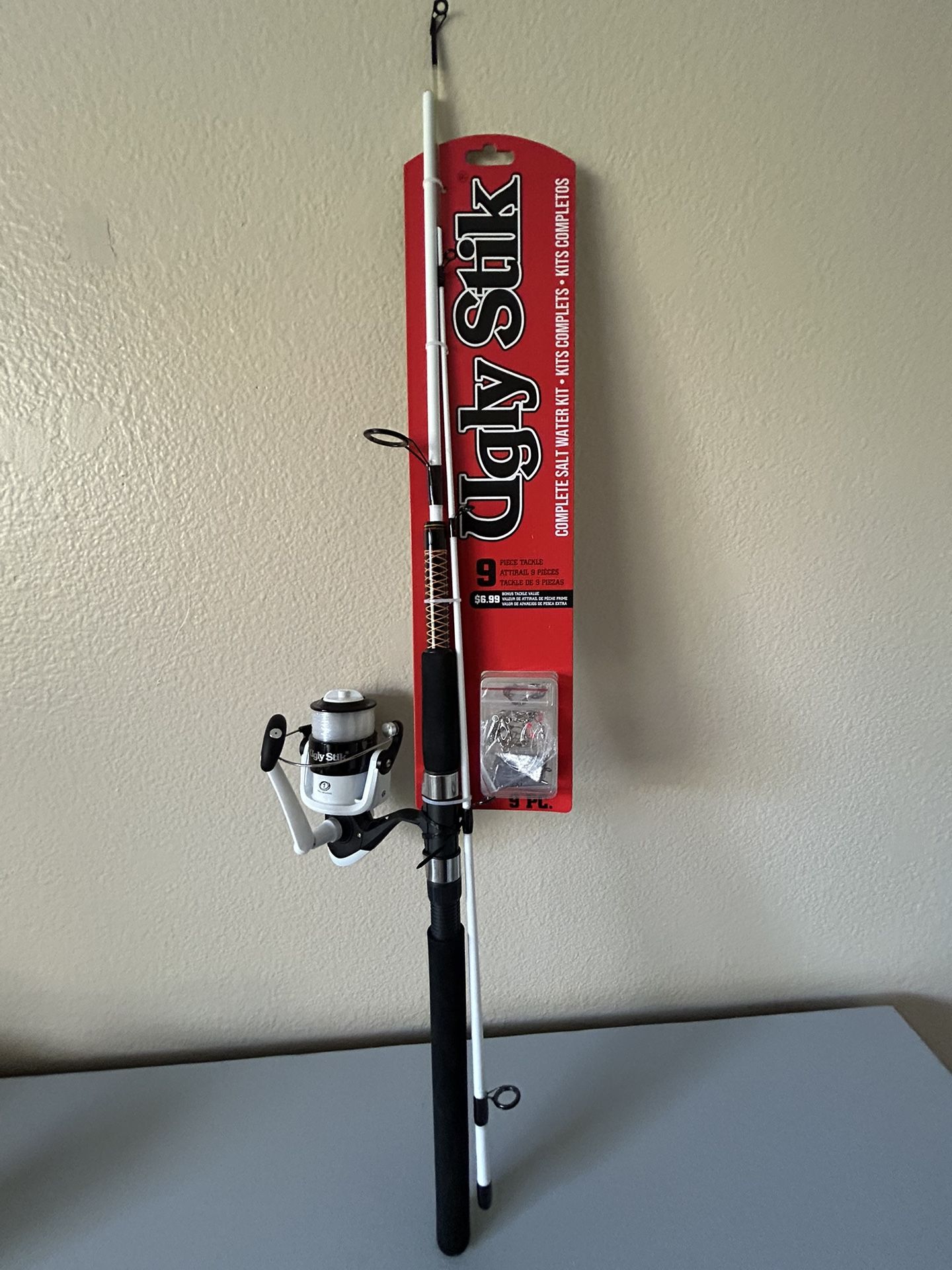 Ugly Stik 7' Complete Saltwater Kit Fishing Rod and Reel Spinning Combo  Brand New for Sale in Moreno Valley, CA - OfferUp