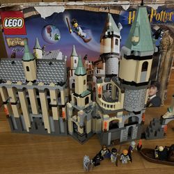 Lego 4709 Harry Potter Hogwarts Castle Complete with Box & Manual