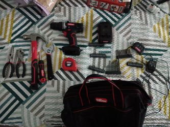 Hyper tough tool set with stud finder