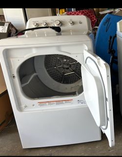 GE White Front-Load Clothes Dryer