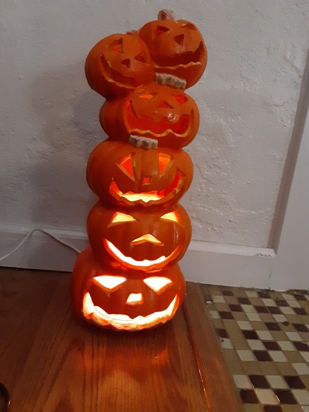 1998 18" Pumpkin Tower Totem Jack-o-lantern Light Up Paper Magic Group