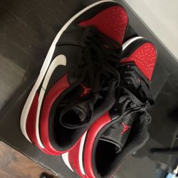 Air Jordan Low 1s