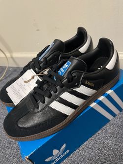 Women’s adidas Samba size 9,5 in women’s or 8.5 in man’s