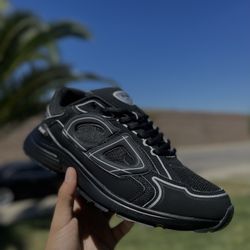 Dior B30