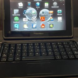 Blackberry Playbook, Keyboard, & Case