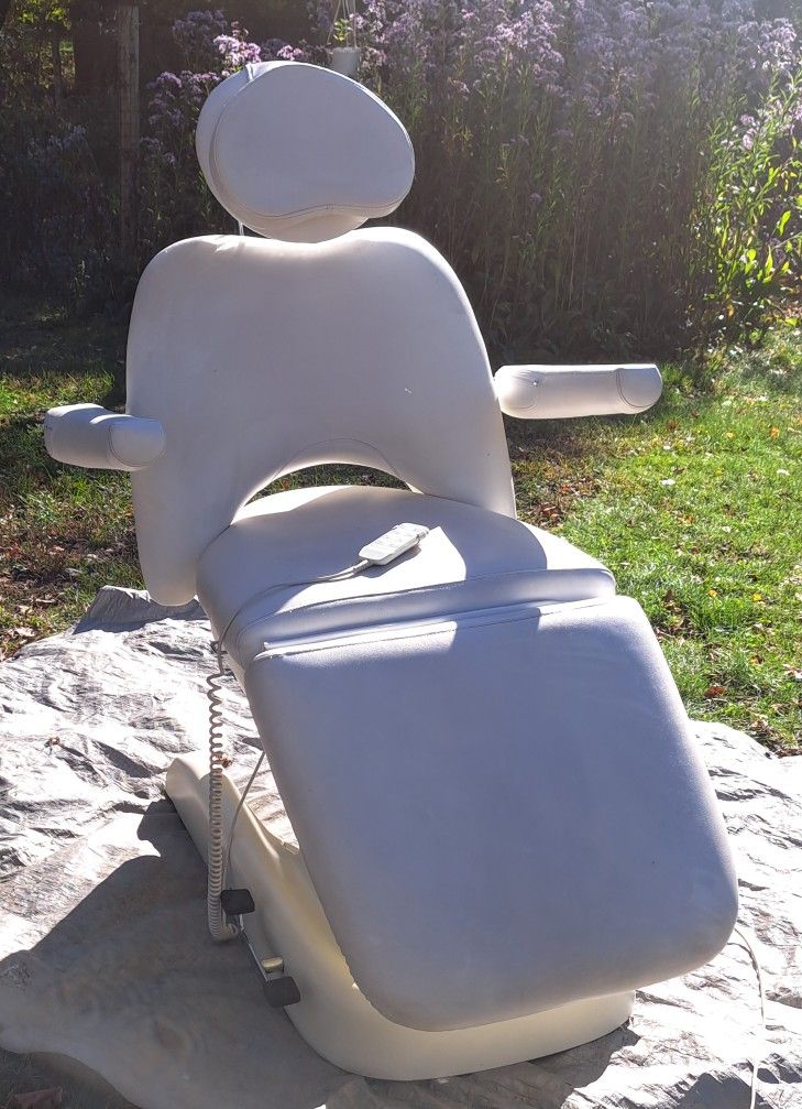 Esthetica 4 Motor Fully Electric Multi Position Treatment Spa Table Chair  