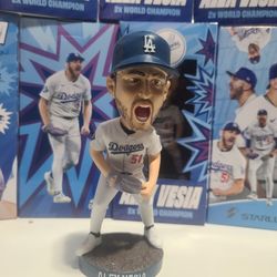 Vesia bobblehead