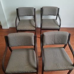 4-6 Dining Chairs Set Of 6 Living Room Chair $10 Each 6 Available