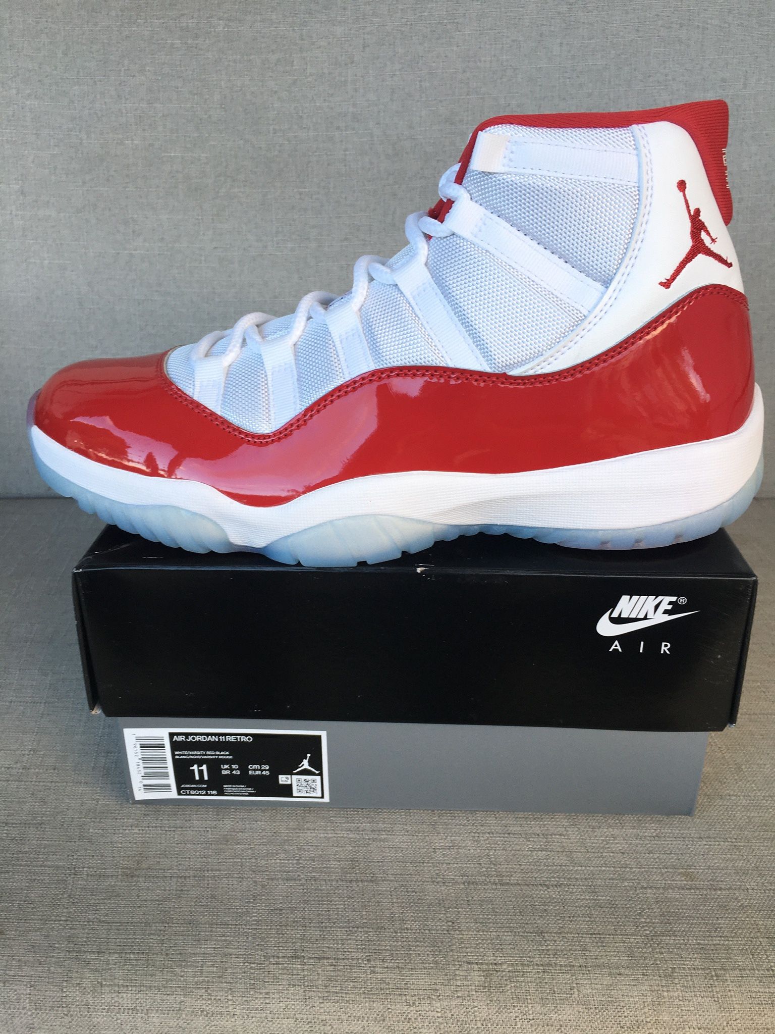 Jordan 11 Retro Cherry 